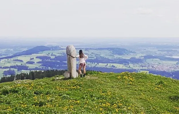 La misteriosa desaparición de un pene gigante de una montaña alemana